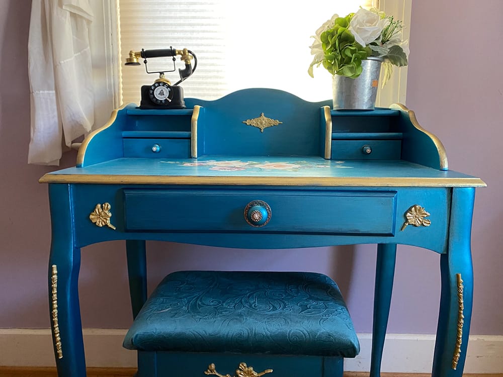 blue Writing desk