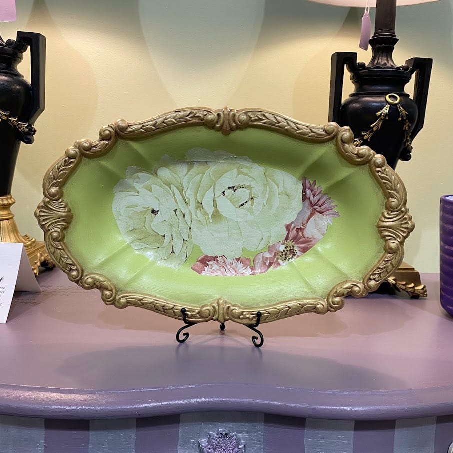 Green Oval Rose Tray